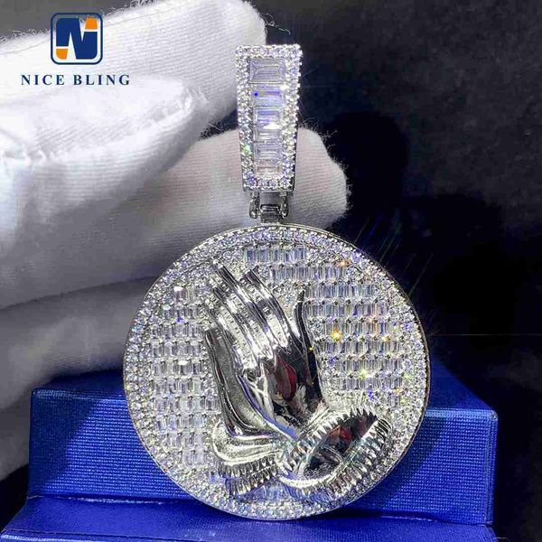 hip hop new fashion jewelry 925 sterling silver iced out hand paving fully vvs moissanite diamonds custom pendant
hip hop new fashion jewelry 925 sterling silver iced out hand paving fully vvs moissanite diamonds custom pendant