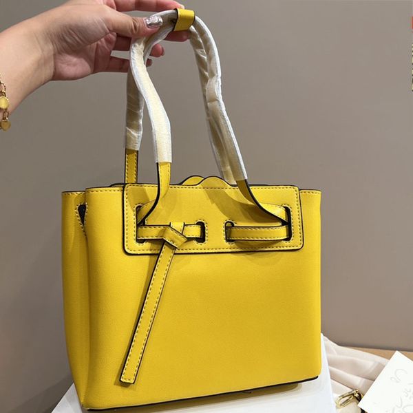 women shoulder bag vertical shopping bags cross body bow knot tote bag designer beach totes bags purse smooth leather crossbody bucket bags
women shoulder bag vertical shopping bags cross body bow knot tote bag designer beach totes bags purse smooth leather crossbody bucket bags