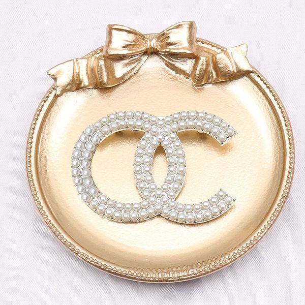 classical brooch designer letter retro gift gold color pins women fashion broche large beads female clothes suit alloy brooch for hats class, Gray
classical brooch designer letter retro gift gold color pins women fashion broche large beads female clothes suit alloy brooch for hats class, Gray