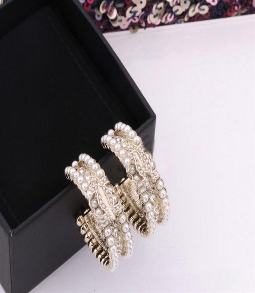 2022 drop earring stud charm dangle with white shell for women wedding jewelry gift have box stamp ps329127798199329, Golden
2022 drop earring stud charm dangle with white shell for women wedding jewelry gift have box stamp ps329127798199329, Golden
