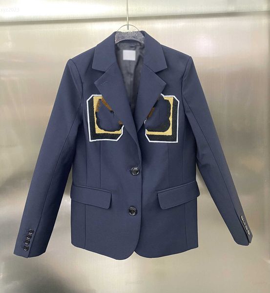 women designer blazer fashion work clothes girl suit size s-l plush logo decoration on the chest lapel overcoat aug02, White;black
women designer blazer fashion work clothes girl suit size s-l plush logo decoration on the chest lapel overcoat aug02, White;black