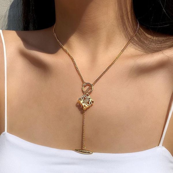 jewelry luo necklace women's pendant luxury necklace fashion designer pendant mooncake necklace hollow out gold jewelry necklace holida, Silver
jewelry luo necklace women's pendant luxury necklace fashion designer pendant mooncake necklace hollow out gold jewelry necklace holida, Silver
