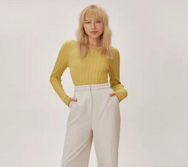 european and american women039s sportswearnotched collar rib knitted bodysuit23378968924137, Gray
european and american women039s sportswearnotched collar rib knitted bodysuit23378968924137, Gray