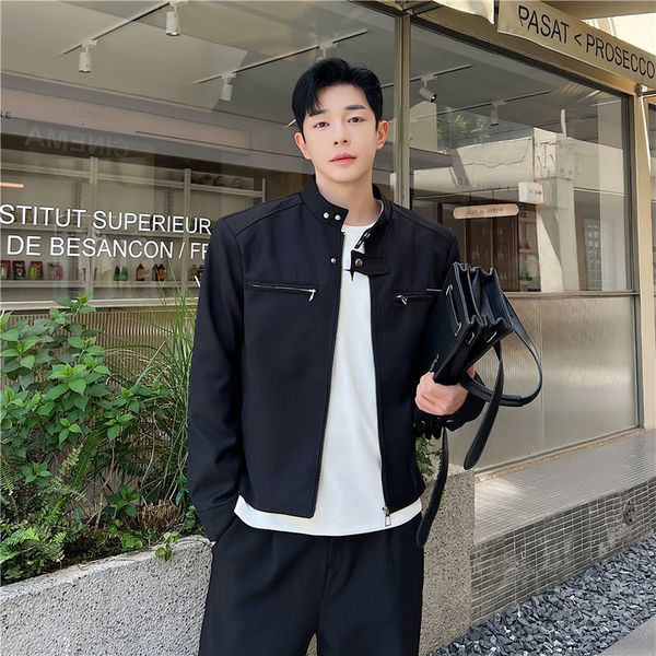 men's jackets 2023 autumn korean style personalized standing collar design jackets men casual loose black white jacket mxl 230809, Black;brown
men's jackets 2023 autumn korean style personalized standing collar design jackets men casual loose black white jacket mxl 230809, Black;brown