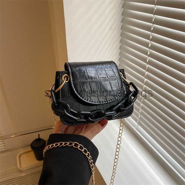 cross body stone pattern solid color new small square bag 2023 spring mini thick chain minimalist foreign style crossbody bagstylishdesigner
cross body stone pattern solid color new small square bag 2023 spring mini thick chain minimalist foreign style crossbody bagstylishdesigner