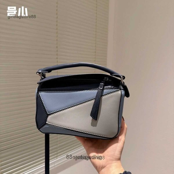 bag spain girl puzzle lowe designer shoulder crossbody lady bags cowhide spliced pillow geometry handheld one small mesh same leather versat
bag spain girl puzzle lowe designer shoulder crossbody lady bags cowhide spliced pillow geometry handheld one small mesh same leather versat