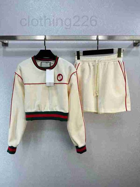 women's two piece pants designer 2023 early autumn new embroidered red and green ribbon sweater with elastic shorts casual set c6jo, White
women's two piece pants designer 2023 early autumn new embroidered red and green ribbon sweater with elastic shorts casual set c6jo, White