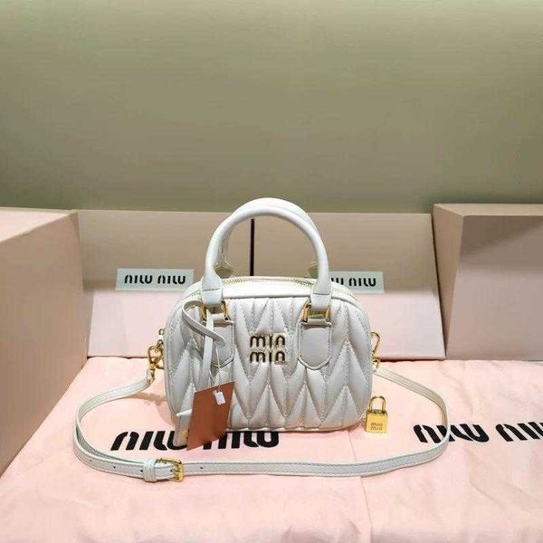 for designer ladies muimui bowling pillow bags bag 2023 new fold bag versatile handheld small square bag small fragrant lingge crossbody bag
for designer ladies muimui bowling pillow bags bag 2023 new fold bag versatile handheld small square bag small fragrant lingge crossbody bag