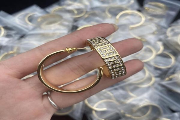 hoop earrings with stones letter f for lady women party wedding lovers gift engagement jewelry bride9497373, Golden;silver
hoop earrings with stones letter f for lady women party wedding lovers gift engagement jewelry bride9497373, Golden;silver