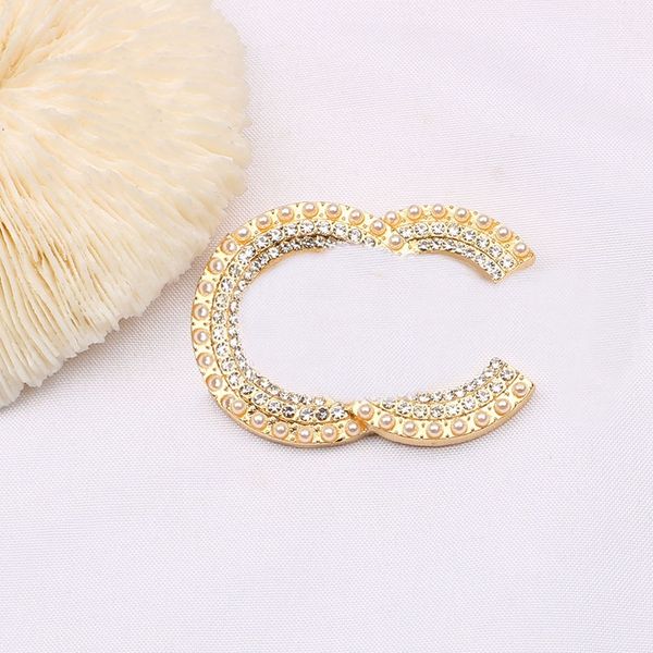 classical brooch designer letter retro gift gold color pins women fashion broche large beads female clothes suit alloy brooch for hats class, Gray
classical brooch designer letter retro gift gold color pins women fashion broche large beads female clothes suit alloy brooch for hats class, Gray