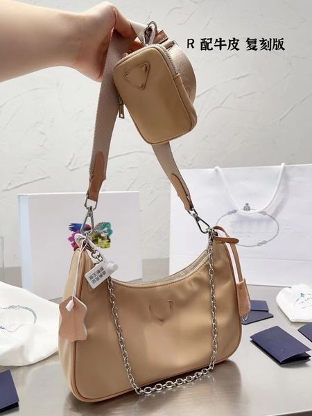 pu 2023 spring and summer new wide shoulder strap dumpling bag three-in-one curved women's crossbody one shoulder portable high-end lig
pu 2023 spring and summer new wide shoulder strap dumpling bag three-in-one curved women's crossbody one shoulder portable high-end lig