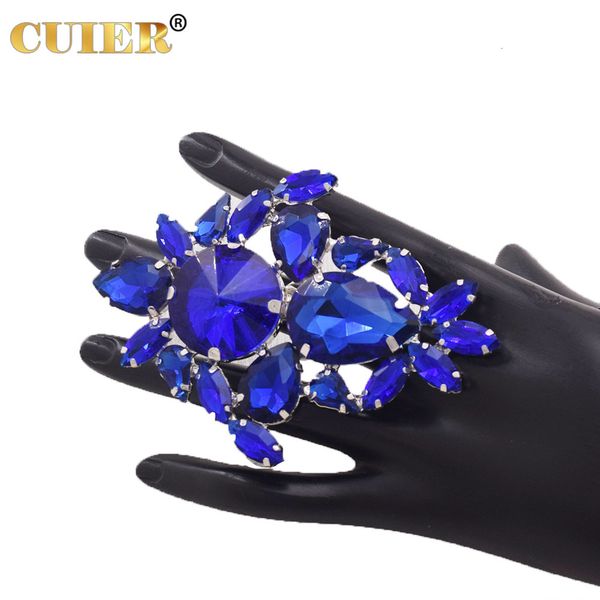 solitaire ring cuier 6*9cm exaggerated huge rings for women crystal ab glass gemstones big size jewelry for wedding 230810, Golden;silver
solitaire ring cuier 6*9cm exaggerated huge rings for women crystal ab glass gemstones big size jewelry for wedding 230810, Golden;silver