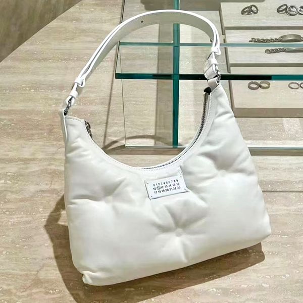 7a quality margiela fashion luxury designer bags genuine leather handbags womens medium totes shoulder sling mens underarm cross body clutch
7a quality margiela fashion luxury designer bags genuine leather handbags womens medium totes shoulder sling mens underarm cross body clutch
