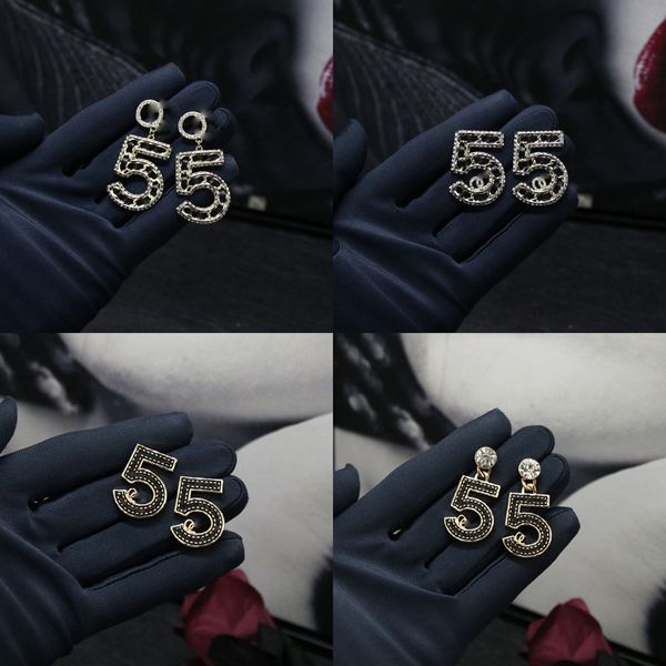 brand luxury letters designer stud earrings for women 18k gold retro vintage number 5 copper charm earring earings ear rings jewelry with bl, Golden;silver
brand luxury letters designer stud earrings for women 18k gold retro vintage number 5 copper charm earring earings ear rings jewelry with bl, Golden;silver