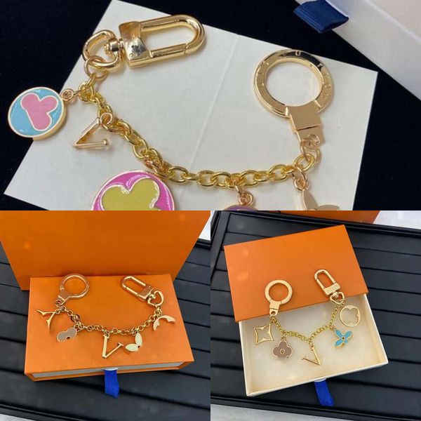 designers keychains letters with diamonds designers keychain car key chain women buckle jewelry keyring bags pendant exquisite gift260, Silver
designers keychains letters with diamonds designers keychain car key chain women buckle jewelry keyring bags pendant exquisite gift260, Silver