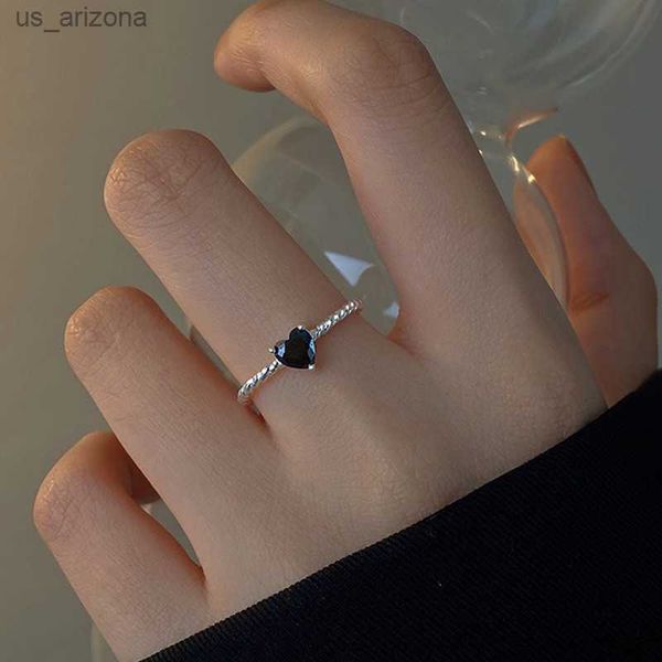 simple design heart zircon open rings for women silver color adjustable love couple twist ring gift accessories l230620
simple design heart zircon open rings for women silver color adjustable love couple twist ring gift accessories l230620