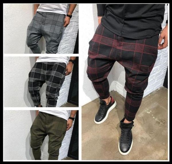 2020 plaid mens casual pants stripe square printed sweatpants harem pants mens winter checkerboard fashion male streetwear2925057, Black
2020 plaid mens casual pants stripe square printed sweatpants harem pants mens winter checkerboard fashion male streetwear2925057, Black