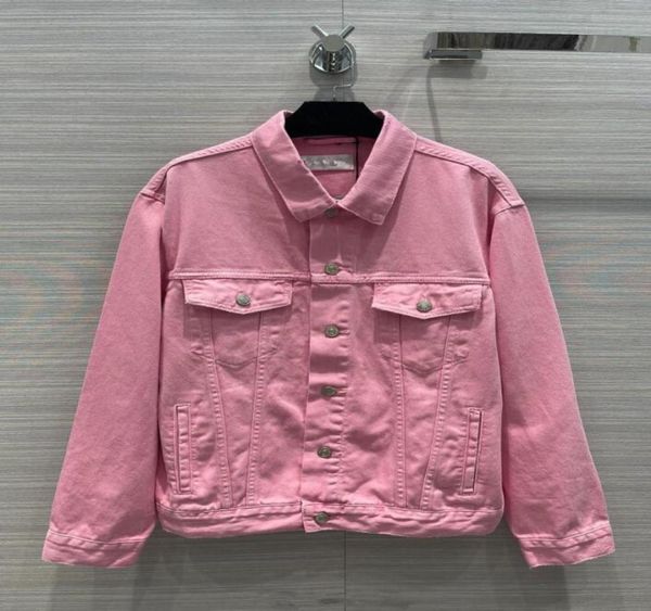 women039s retro wornout washed denim jacket with hole washing process 71938567155456800, Black;brown
women039s retro wornout washed denim jacket with hole washing process 71938567155456800, Black;brown