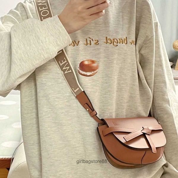 lowe bag purse small lady lowe bags designer classic bag gate star same style fashion summer color embroidered saddle shoulder strap crossbo
lowe bag purse small lady lowe bags designer classic bag gate star same style fashion summer color embroidered saddle shoulder strap crossbo