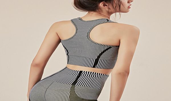 women bras breathable sports bra antisweat shockproof padded yoga athletic gym running fitness workout 10222138154, White;black
women bras breathable sports bra antisweat shockproof padded yoga athletic gym running fitness workout 10222138154, White;black