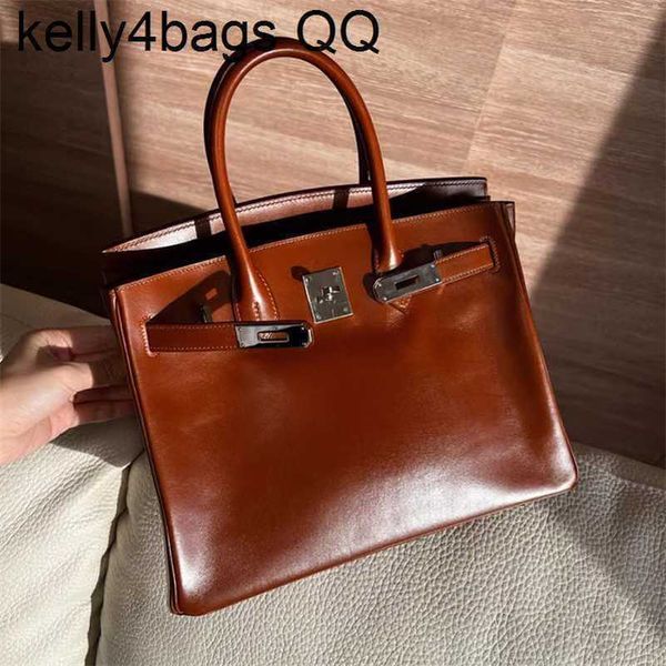 deigner birkin 40 box leather totes large capcity 9a quality genuine leather box 40 oil wax large one shoulder handheld new customized versi
deigner birkin 40 box leather totes large capcity 9a quality genuine leather box 40 oil wax large one shoulder handheld new customized versi