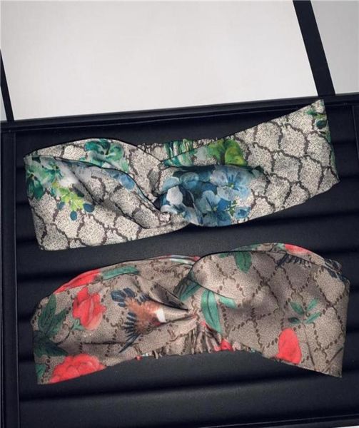 fashion luxury designer jewelry for woman headbands headwear classic flower letter headband girls elastic sports retro head hair b8933852, Silver 
fashion luxury designer jewelry for woman headbands headwear classic flower letter headband girls elastic sports retro head hair b8933852, Silver