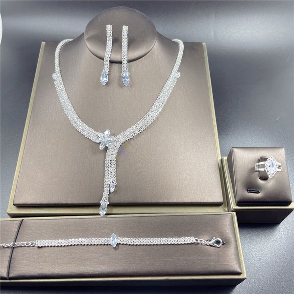 wedding jewelry sets luxury zircon water drop necklace earrings ring set shiny fashion elegant women bridal wholesale 230809, Slivery;golden
wedding jewelry sets luxury zircon water drop necklace earrings ring set shiny fashion elegant women bridal wholesale 230809, Slivery;golden