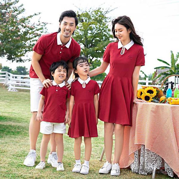 family matching outfits summer family matching clothes family look mum daughter cotton dress dad son t-shirt shorts couple outfit sister mat, Blue
family matching outfits summer family matching clothes family look mum daughter cotton dress dad son t-shirt shorts couple outfit sister mat, Blue