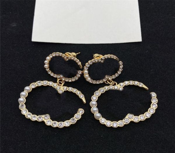 fashion double letter charm earrings alphabet pearl designer eardrops women shiny crystal pendant studs1290363, Golden
fashion double letter charm earrings alphabet pearl designer eardrops women shiny crystal pendant studs1290363, Golden