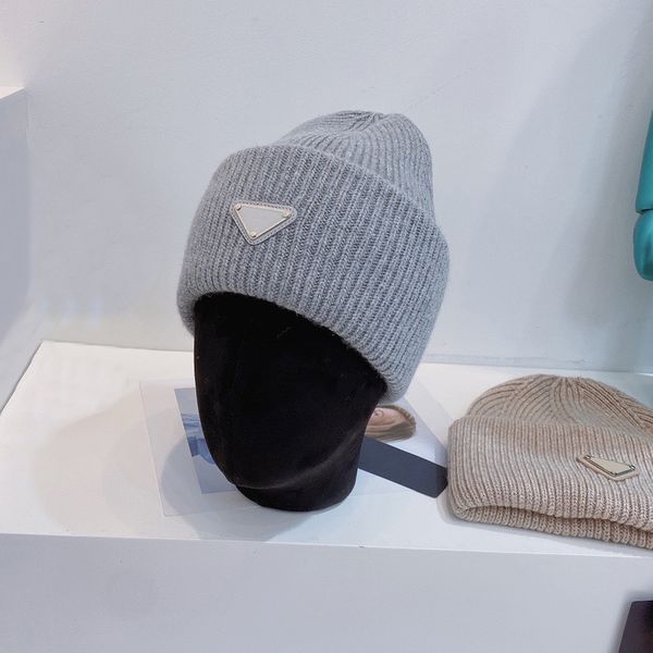 designer knitted hat beanie cap outdoor skull caps for man woman winter wool warm hats 6 color, Blue;gray
designer knitted hat beanie cap outdoor skull caps for man woman winter wool warm hats 6 color, Blue;gray