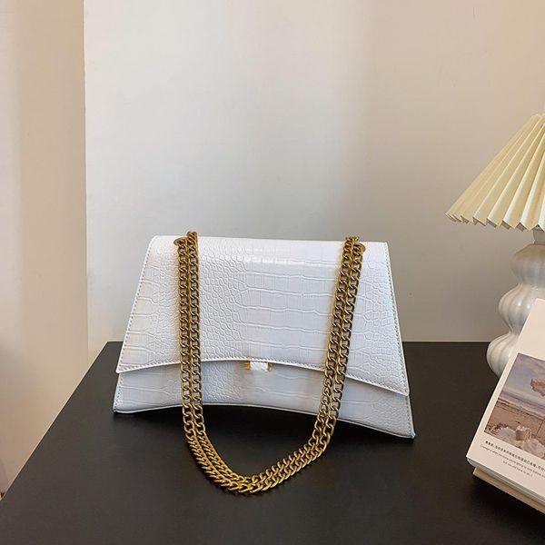 handbag designer wallet shoulder cross bag wallet handbag half moon tramp buckle mini pure crocodile single handle handbag women's luxu
handbag designer wallet shoulder cross bag wallet handbag half moon tramp buckle mini pure crocodile single handle handbag women's luxu