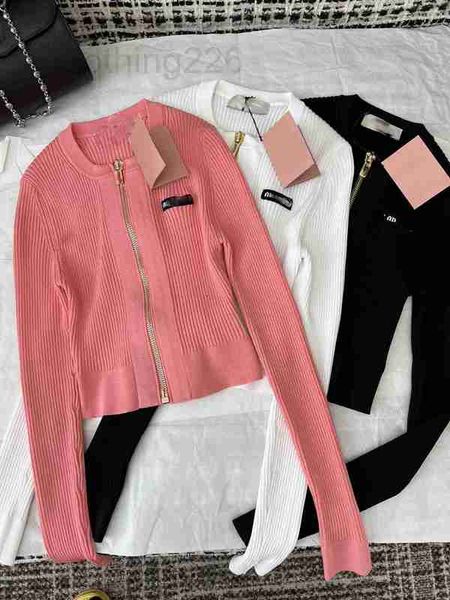 women's knits & tees designer 2023 early autumn new kusa spicy girl short open umbilical zipper slim fit knitted cardigan q7cx, White
women's knits & tees designer 2023 early autumn new kusa spicy girl short open umbilical zipper slim fit knitted cardigan q7cx, White