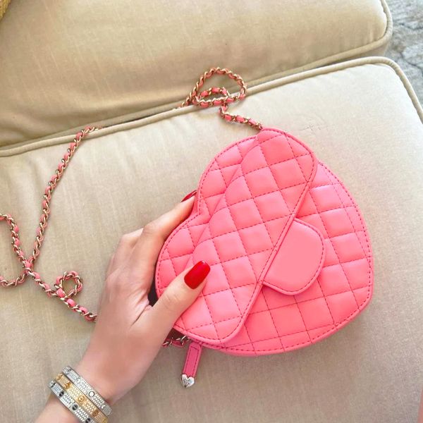luxury half moon tote sheart bags chain bag cross body shoulder bag designer womans mens genuine leather calfskin quilted shoulder bags mini
luxury half moon tote sheart bags chain bag cross body shoulder bag designer womans mens genuine leather calfskin quilted shoulder bags mini