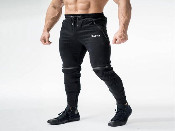 2020 new sweatpants men sports leggings running pants fitness tights male workout gym jogger bodybuilding training trousers6349100, Black;blue
2020 new sweatpants men sports leggings running pants fitness tights male workout gym jogger bodybuilding training trousers6349100, Black;blue