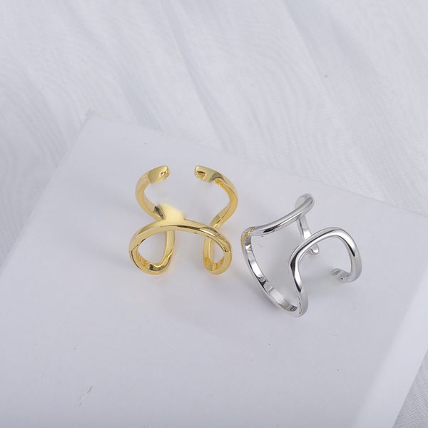 woman simple metal ring without pendant opening 18k platinum 925 silver stainless steel ring personalized jewelry accessories
woman simple metal ring without pendant opening 18k platinum 925 silver stainless steel ring personalized jewelry accessories