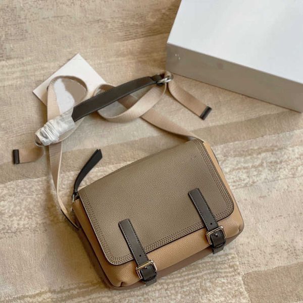 new designer messenger men's embroidered shoulder strap large capacity men's bag small square casual outgoing crossbody shoulderba
new designer messenger men's embroidered shoulder strap large capacity men's bag small square casual outgoing crossbody shoulderba