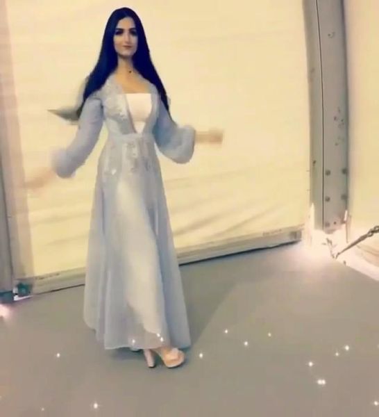 2017 grey chiffon caftan prom dresses with ivory sheath dress sheer long sleeves appliqued beaded evening gowns7251311, Black
2017 grey chiffon caftan prom dresses with ivory sheath dress sheer long sleeves appliqued beaded evening gowns7251311, Black