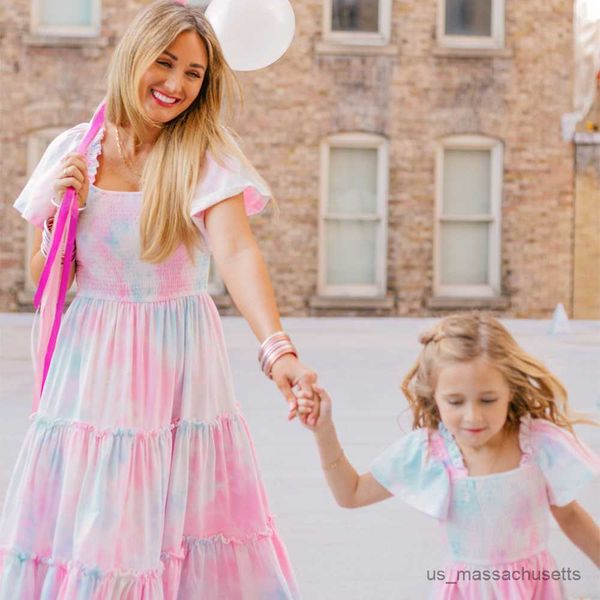 family matching outfits family matching outfits summer spring colorful mother and me dress son t-shirt family look holdiday clothes r230810, Blue
family matching outfits family matching outfits summer spring colorful mother and me dress son t-shirt family look holdiday clothes r230810, Blue