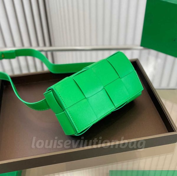 fashion woven leather shoulders bag luxury designer medium women's handbag waist bags cross body purses
fashion woven leather shoulders bag luxury designer medium women's handbag waist bags cross body purses