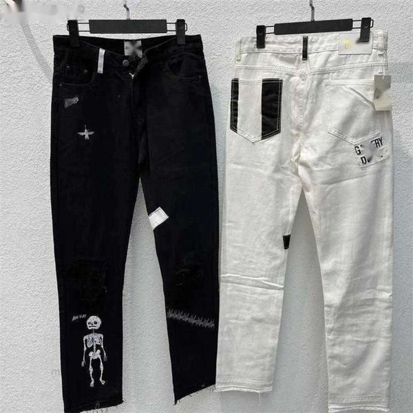 galleys jeans long pants hem skull embroidery high street style casual jeans for men and women, Blue
galleys jeans long pants hem skull embroidery high street style casual jeans for men and women, Blue