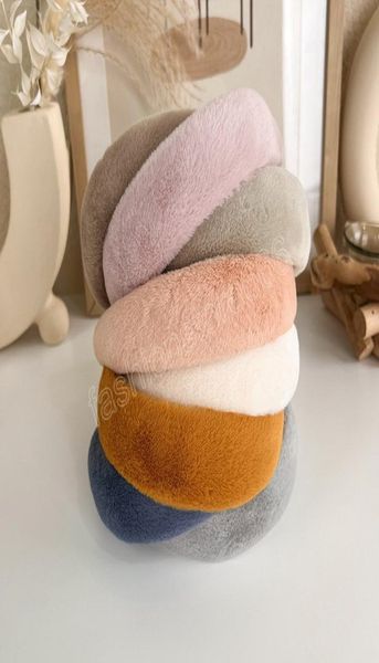 winter plush sponge thickened headband fashion hair accessories women trend casual temperament hair bands hairband girl headwear7229634, Silver
winter plush sponge thickened headband fashion hair accessories women trend casual temperament hair bands hairband girl headwear7229634, Silver