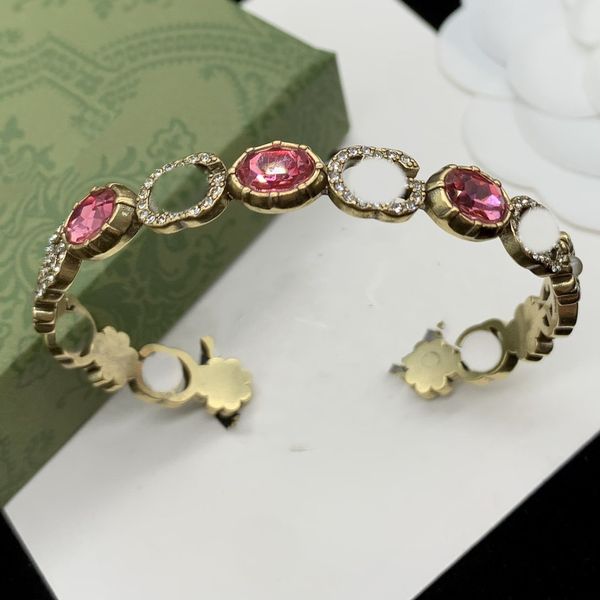 Double letter bracelet New Luxury Chain Fashion Designer Jewelry 18k Gold Plated - Stainless Steel Couple Wedding Bracelet Gift Accessories Wholesale A01
Double letter bracelet New Luxury Chain Fashion Designer Jewelry 18k Gold Plated - Stainless Steel Couple Wedding Bracelet Gift Accessories Wholesale A01