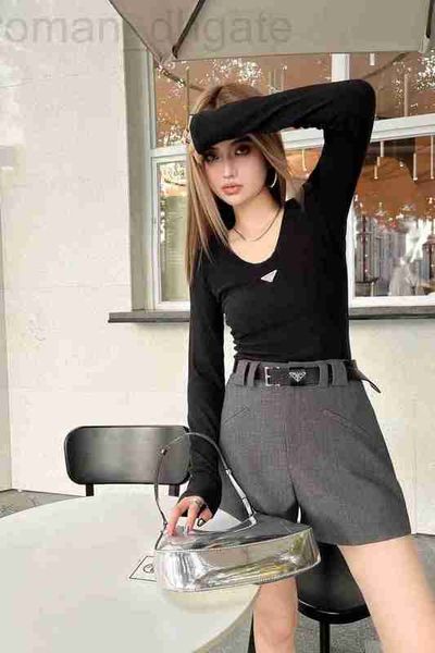 women's knits & tees designer p family 23 early autumn new fashion metal micro stamp decoration vertical stripe pit design slim fit ver, White
women's knits & tees designer p family 23 early autumn new fashion metal micro stamp decoration vertical stripe pit design slim fit ver, White
