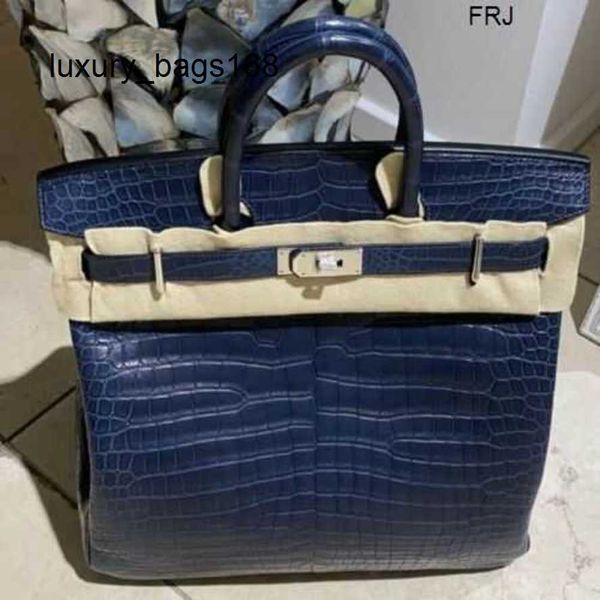hac 40 birkins bag bag croco matte porosus crocodile palladium new full have logo frj
hac 40 birkins bag bag croco matte porosus crocodile palladium new full have logo frj