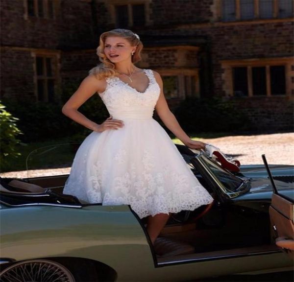 short wedding dresses aline vneck knee length lace white simple vintage wedding gown bride dress bridal gown in stock6444536
short wedding dresses aline vneck knee length lace white simple vintage wedding gown bride dress bridal gown in stock6444536
