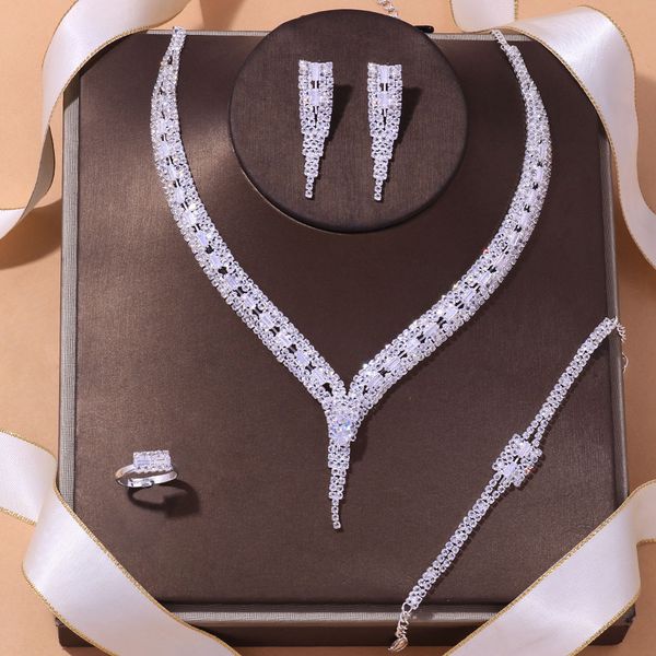 wedding jewelry sets stonefans silver color geometric bridal set women hollow zircon necklace earring bracelet ring party gift 230809, Slivery;golden
wedding jewelry sets stonefans silver color geometric bridal set women hollow zircon necklace earring bracelet ring party gift 230809, Slivery;golden