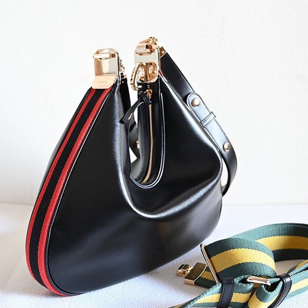 10a designer loop hobo bag shoulder underarm half moon bags brown luxury handbag purse pouch crossbody tote wallet messenger zip fastening v
10a designer loop hobo bag shoulder underarm half moon bags brown luxury handbag purse pouch crossbody tote wallet messenger zip fastening v