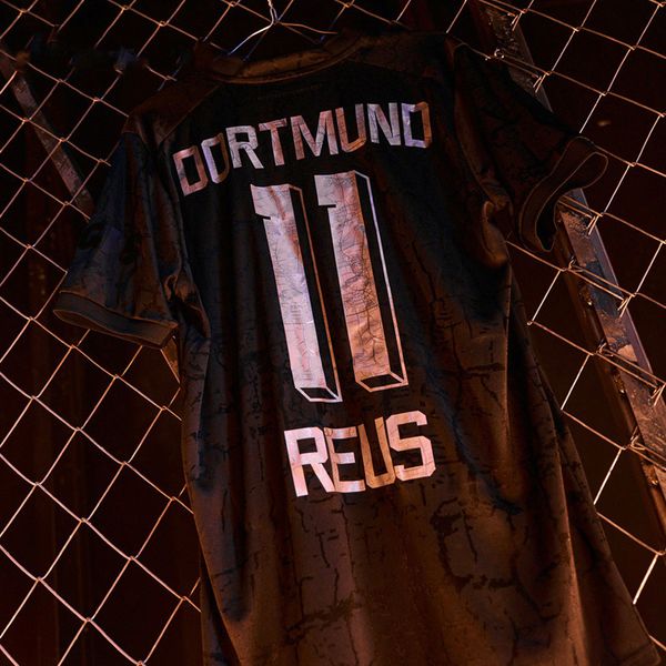 reus soccer jerseys 23 24 haller bellingham soccer football shirts neongelb hummels brandt 2023 2024 all black fotball shirt, Black;yellow
reus soccer jerseys 23 24 haller bellingham soccer football shirts neongelb hummels brandt 2023 2024 all black fotball shirt, Black;yellow