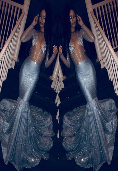 glitter deep v neck mermaid prom dresses 2020 sparkly see through long sleeved evening gowns plus size sequin crystal pageant3548828, Black
glitter deep v neck mermaid prom dresses 2020 sparkly see through long sleeved evening gowns plus size sequin crystal pageant3548828, Black