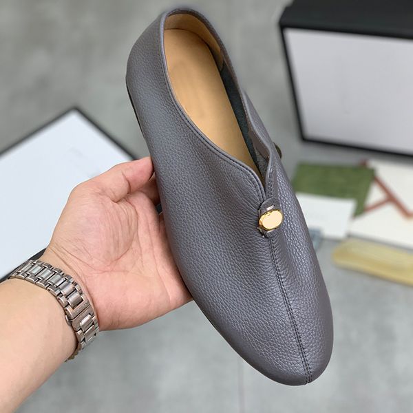 2023 spring/summer new flat massage soft sole leather wedding business casual formal leather shoes men's leather shoes with box black w
2023 spring/summer new flat massage soft sole leather wedding business casual formal leather shoes men's leather shoes with box black w